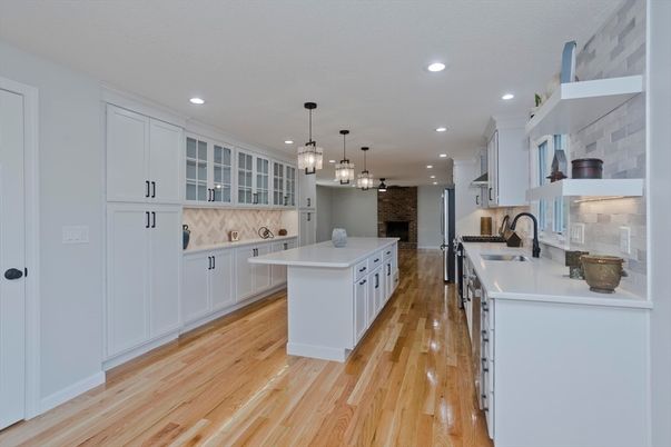 Interior, Kitchen, Pendant Lights, Recessed Lighting, Wood Texture Flooring