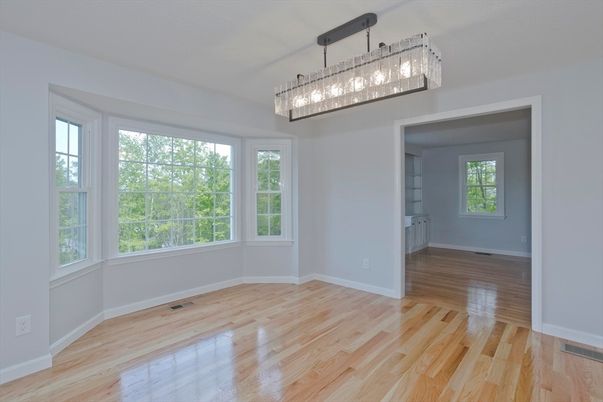 Empty room, Interior, Pendant Lights, Wood Texture Flooring