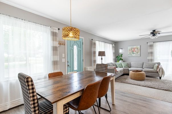 Dining room, Interior, Living room, Pendant Lights, Wood Texture Flooring