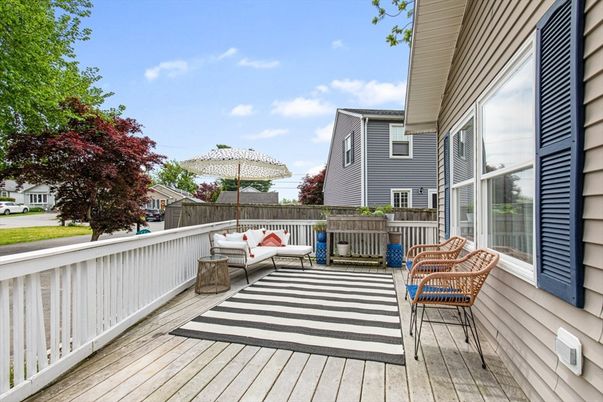 Exterior, Wood Texture Flooring