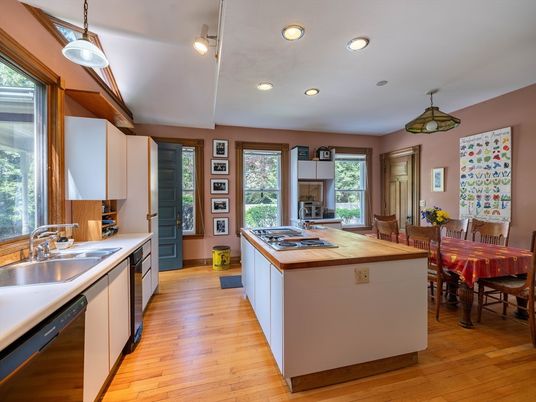 Dining room, Interior, Kitchen, Pendant Lights, Recessed Lighting, Wood Texture Flooring