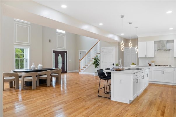 Dining room, Interior, Kitchen, Pendant Lights, Recessed Lighting, Wood Texture Flooring