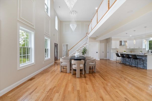 Chandelier, Dining room, Interior, Kitchen, Pendant Lights, Recessed Lighting, Wood Texture Flooring