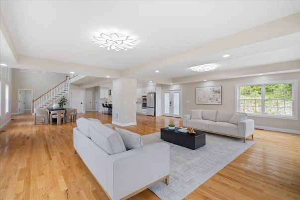 Dining room, Interior, Living room, Recessed Lighting, Wood Texture Flooring