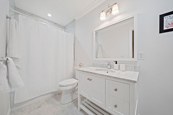 Bathroom, Interior, Marble, Recessed Lighting