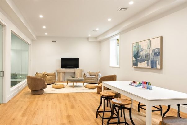 Interior, Recessed Lighting, Wood Texture Flooring