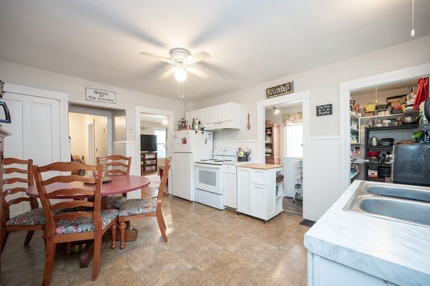 Dining room, Interior, Kitchen