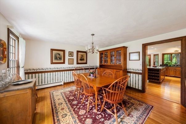 Chandelier, Dining room, Interior, Recessed Lighting, Wood Texture Flooring