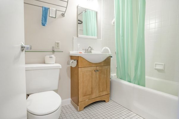 Bathroom, Interior