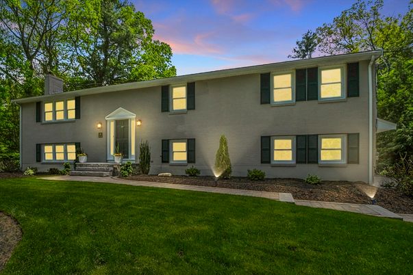 Backyard, Exterior, Facade, Georgian