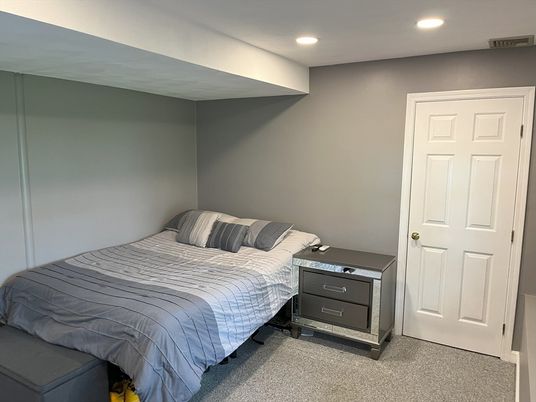 Bedroom, Interior, Recessed Lighting