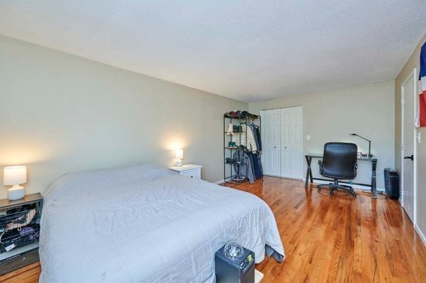 Bedroom, Home Office, Interior, Wood Texture Flooring