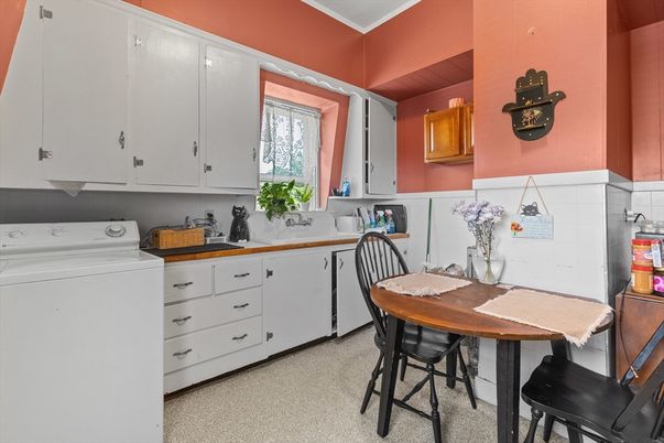 Interior, Kitchen, Washer