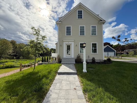Backyard, Exterior, Facade, Georgian