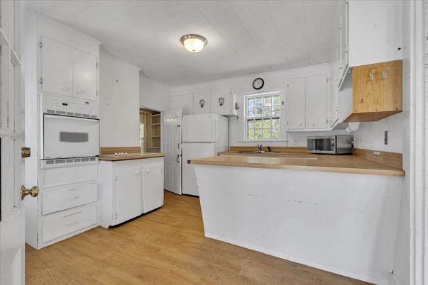 Interior, Kitchen, Wood Texture Flooring