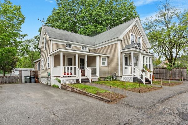 Exterior, Facade, Queen Anne Victorian