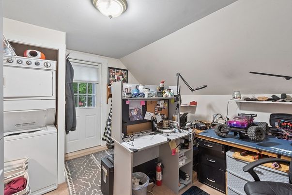 Home Office, Interior, Utility Closets, Washer