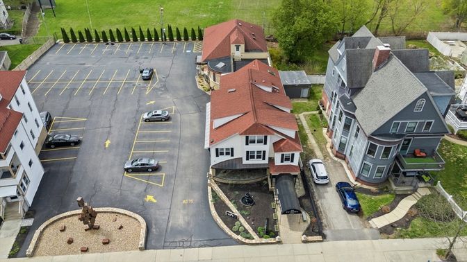 Exterior, Drone