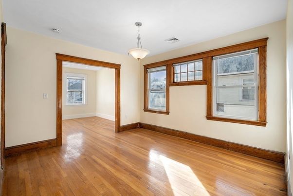Empty room, Interior, Pendant Lights, Wood Texture Flooring