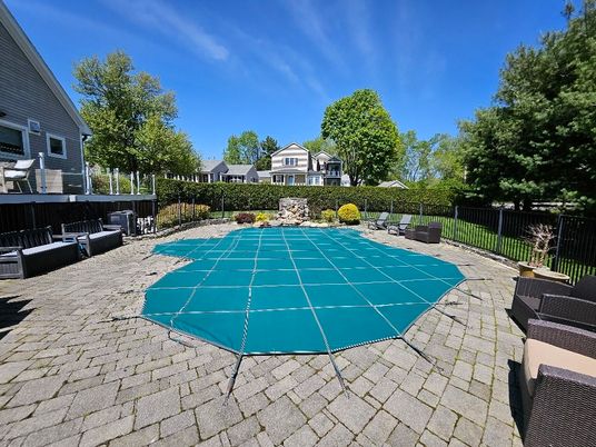 Exterior, Tennis Courts