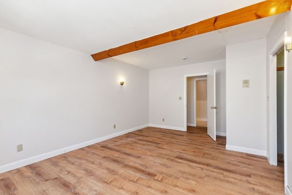 Empty room, Interior, Wooden Beams, Wood Texture Flooring