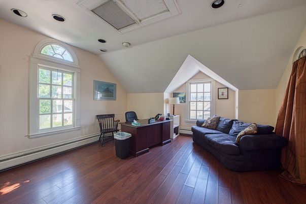 Home Office, Interior, Recessed Lighting, Wood Texture Flooring