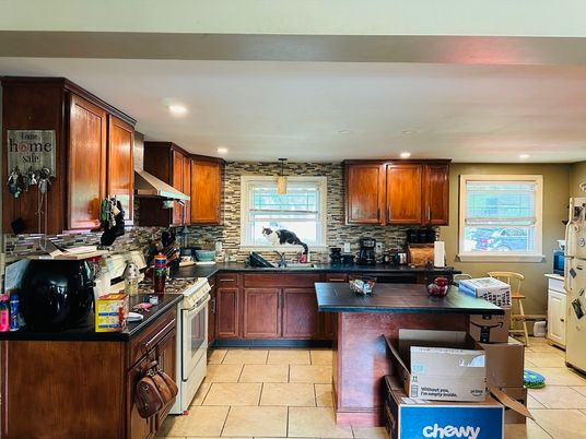 Interior, Kitchen, Recessed Lighting, Stone Walls