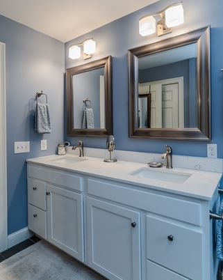 Bathroom, Dual Sink Vanities, Interior