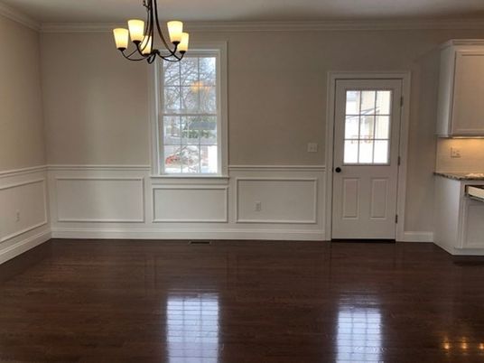 Chandelier, Empty room, Interior, Wood Texture Flooring