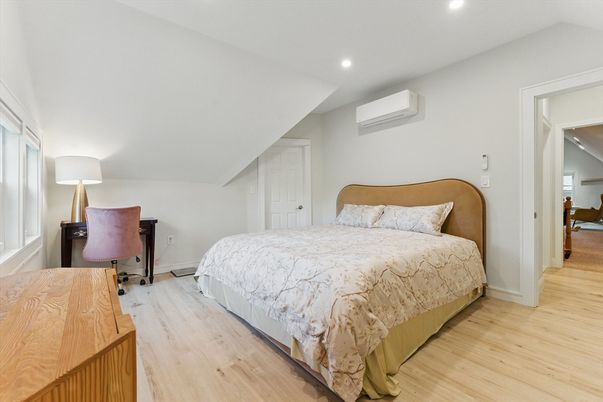 Bedroom, Home Office, Interior, Recessed Lighting, Wood Texture Flooring