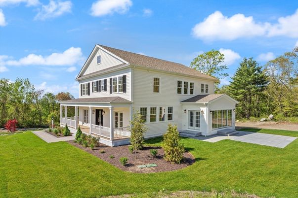 Backyard, Exterior, Facade, Farmhouse