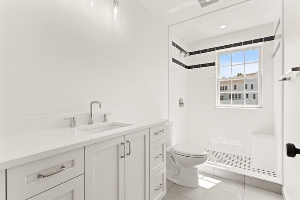 Bathroom, Interior, Recessed Lighting