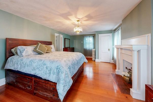 Bedroom, Fireplace, Interior, Pendant Lights, Wood Texture Flooring