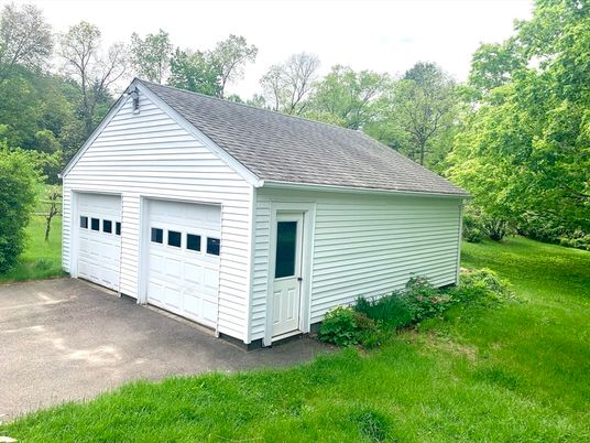 Backyard, Detached Garage, Exterior