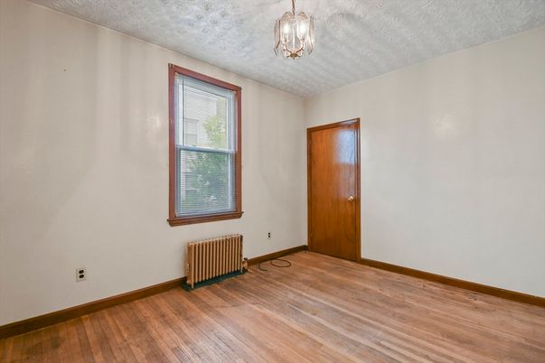 Empty room, Interior, Pendant Lights, Wood Texture Flooring