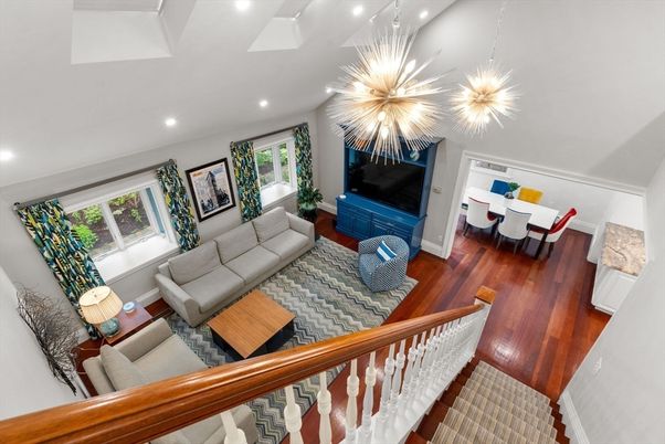 Dining room, Interior, Living room, Pendant Lights, Recessed Lighting, Wood Texture Flooring