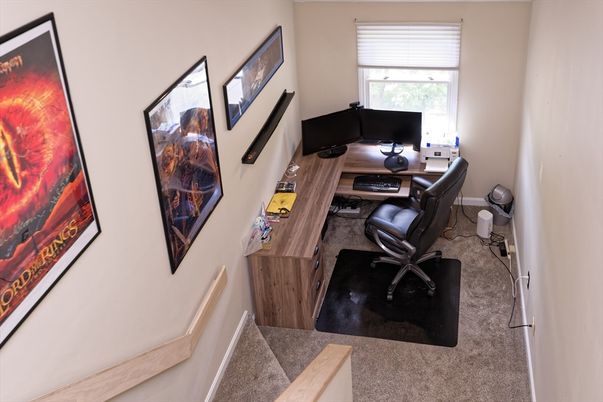 Home Office, Interior