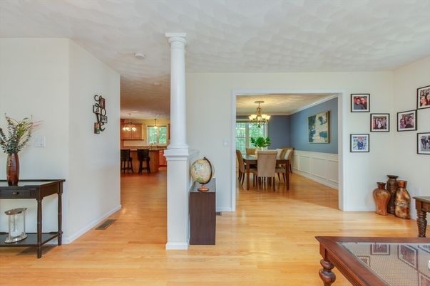 Chandelier, Dining room, Interior, Wood Texture Flooring