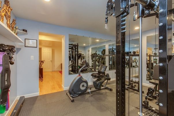 Fitness Equipment, Interior, Recessed Lighting, Wood Texture Flooring