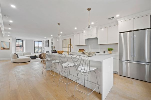 Interior, Kitchen, Living room, Pendant Lights, Recessed Lighting, Stainless Steel Appliances, Wood Texture Flooring