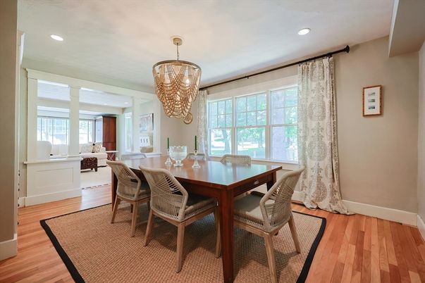 Chandelier, Dining room, Interior, Recessed Lighting, Wood Texture Flooring