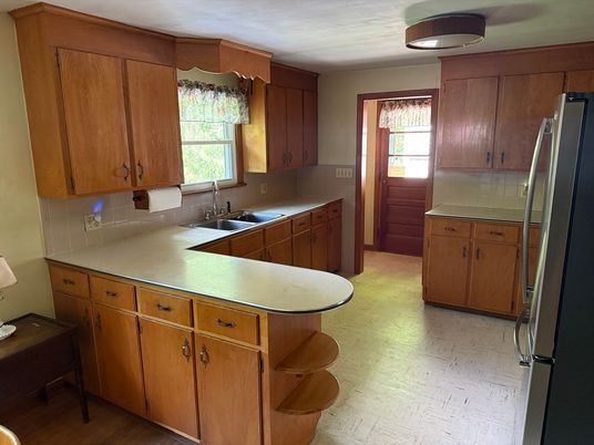 Interior, Kitchen, Recessed Lighting, Wood Texture Flooring