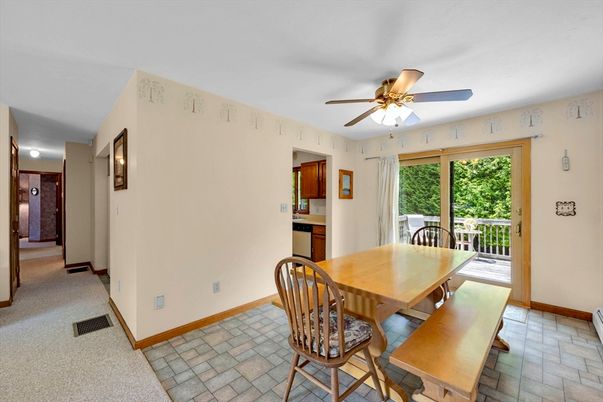 Dining room, Interior