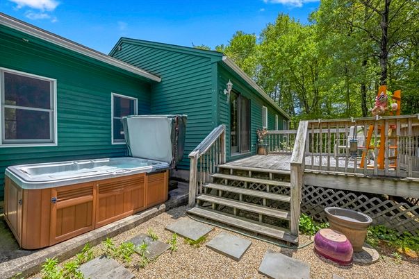 Exterior, Hot Tub