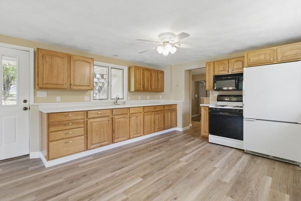 Interior, Kitchen, Wood Texture Flooring