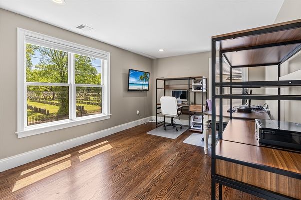 Home Office, Interior, Recessed Lighting, Wood Texture Flooring
