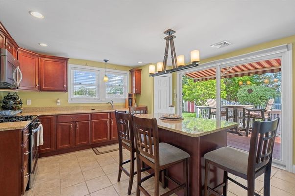 Dining room, Interior, Kitchen, Pendant Lights, Recessed Lighting