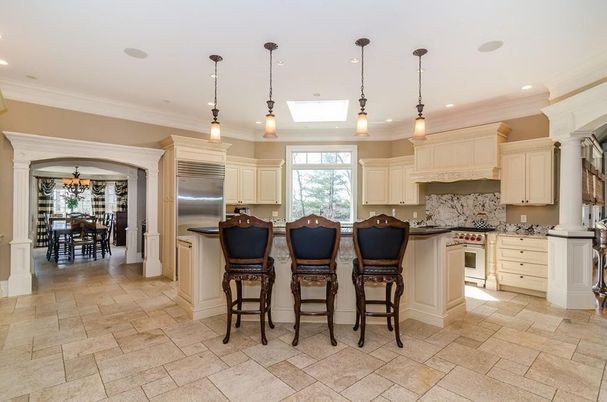 Dining room, Interior, Kitchen, Pendant Lights, Recessed Lighting, Stainless Steel Appliances