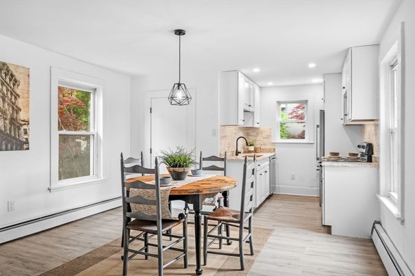 Dining room, Interior, Kitchen, Pendant Lights, Recessed Lighting, Wood Texture Flooring