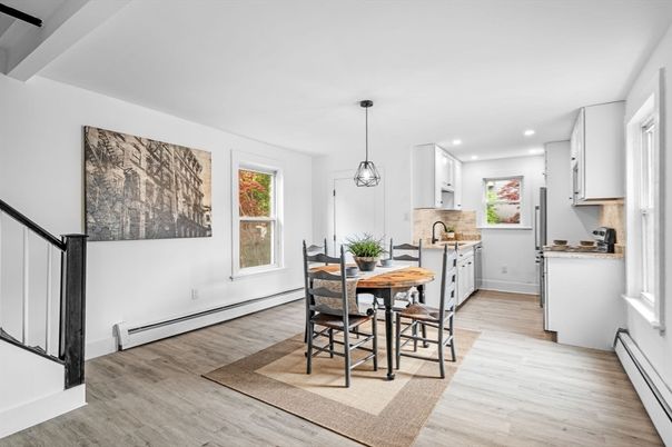 Dining room, Interior, Kitchen, Pendant Lights, Recessed Lighting, Wood Texture Flooring